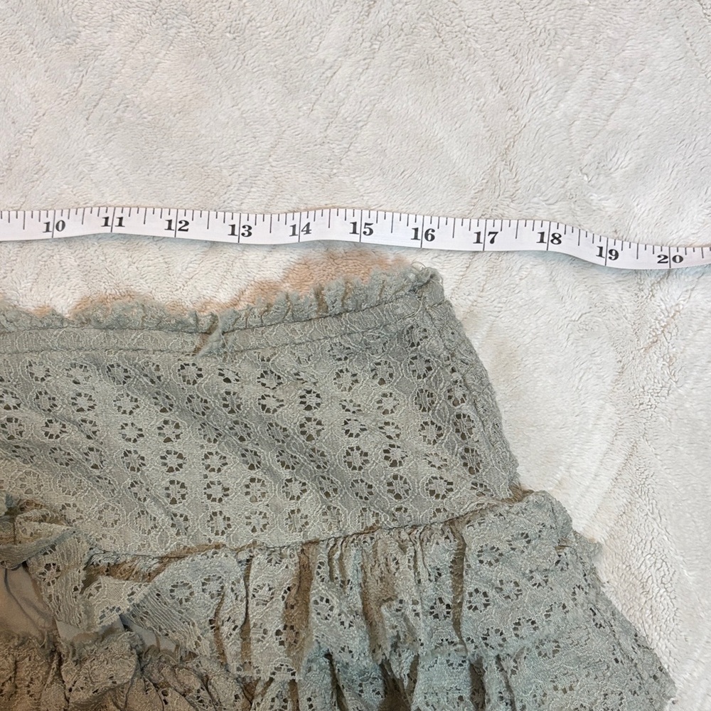 AE High Waisted Ruffle Olive Mini Skort - Picture 8 of 9